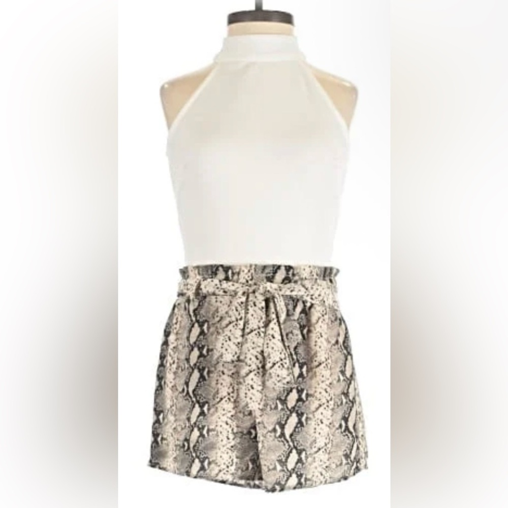 Francesca’s (Mi Ami) White Romper- White Top with Snake Print shorts- size small